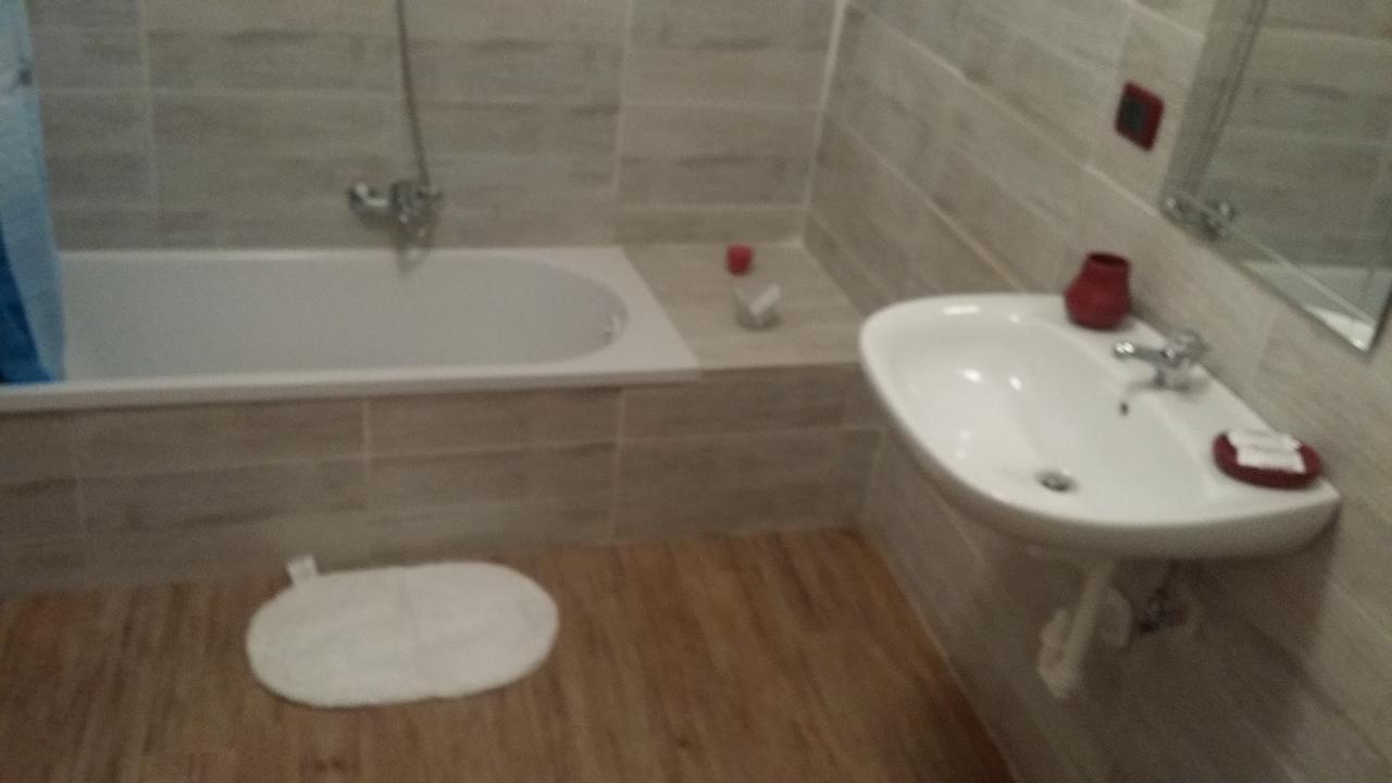 B&B A Casa Di Grazia 那不勒斯 外观 照片