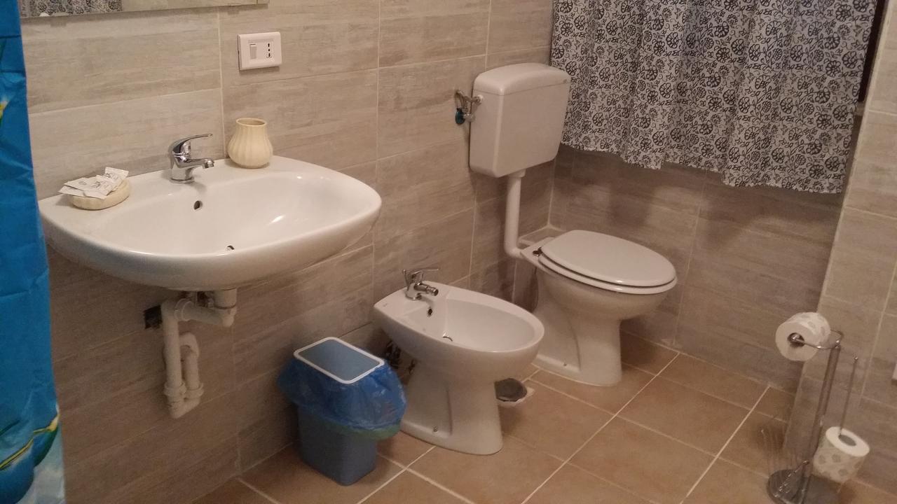 B&B A Casa Di Grazia 那不勒斯 外观 照片